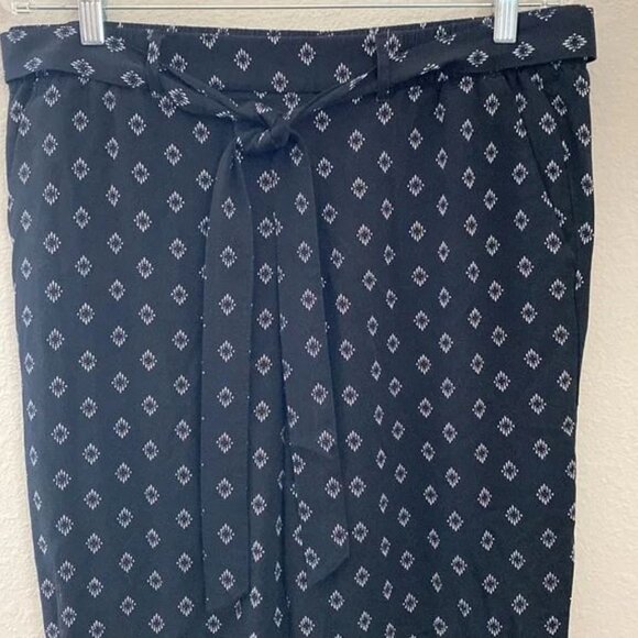 Old Navy Black Aztec Pull On Pants Size Large - Picture 3 of 5